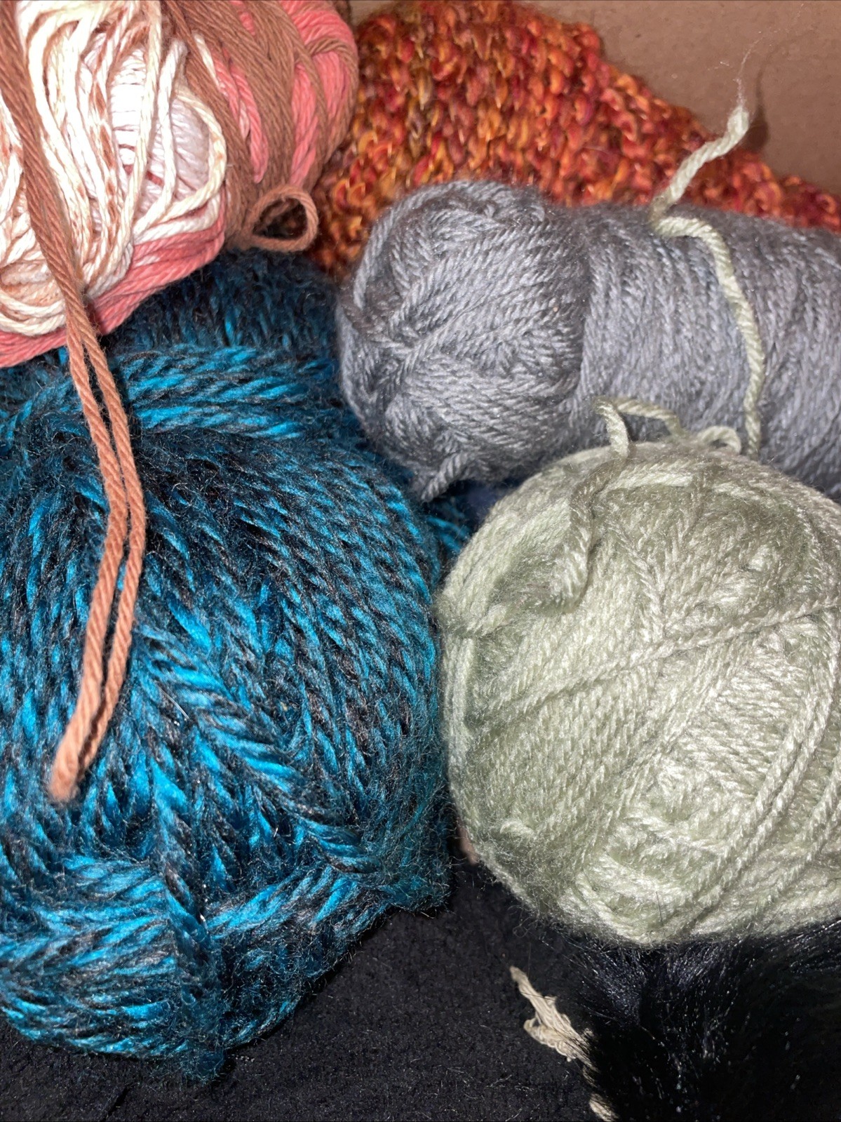 2 lbs Mixed Scrap Yarn Lot Assorted Colors, Sizes & Fiber Content