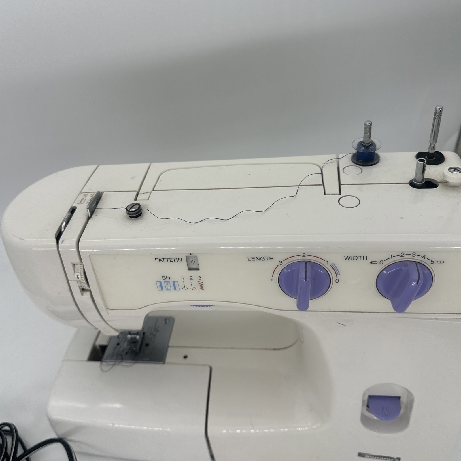 Kenmore Sewing Machine Model 385 Working Good [Low Use] WYSIWYG