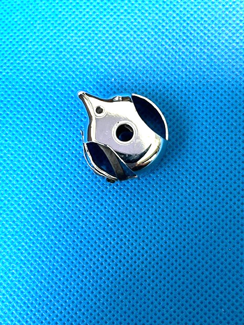 HUSQVARNA VIKING MACHINE BOBBIN CASE #4011530 MODEL# 100,950,3320,6460