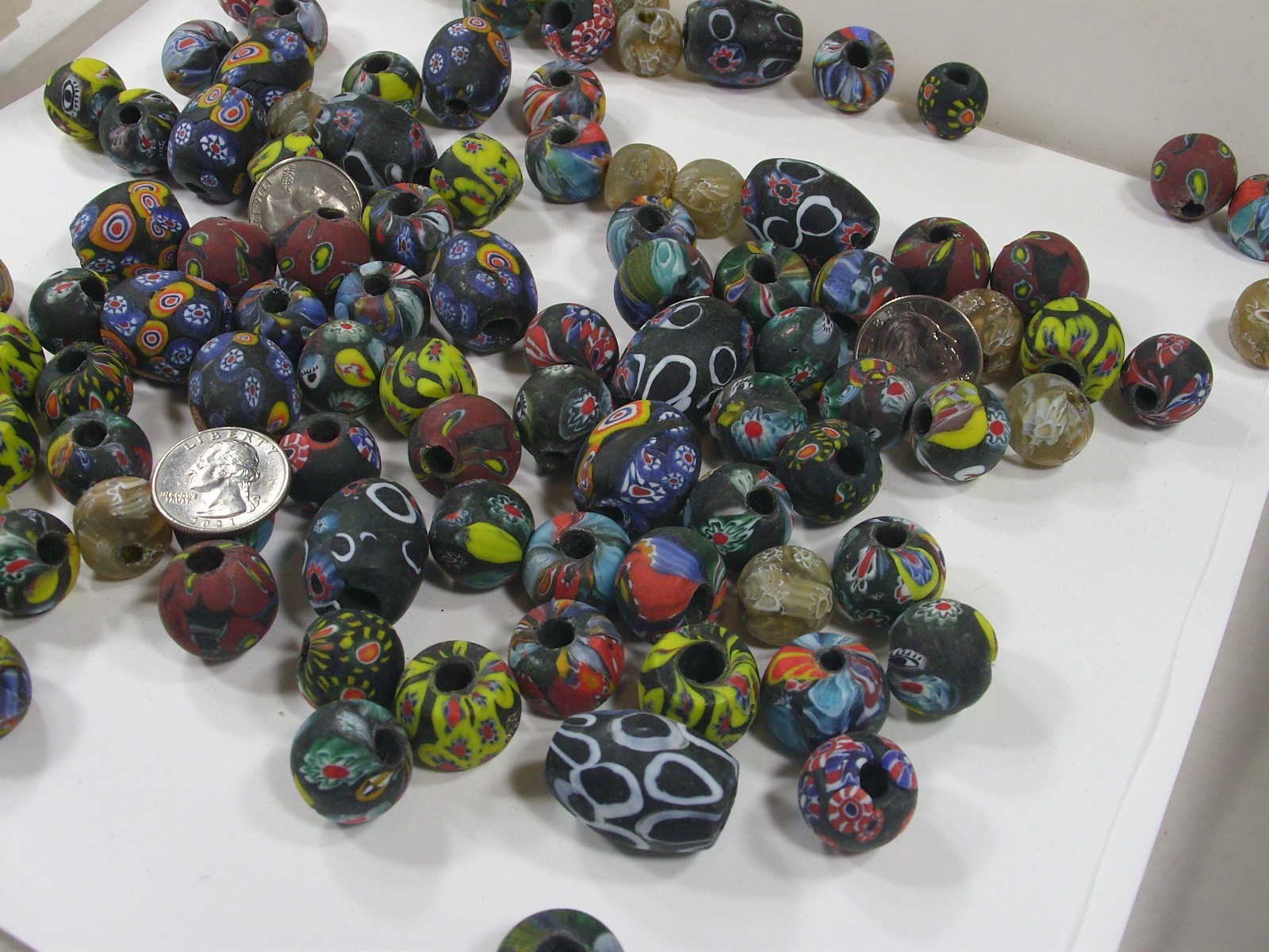 2 Pounds Assorted Shapes and Sizes India Handmade Replica Africa Beads (OLP-1)⭐