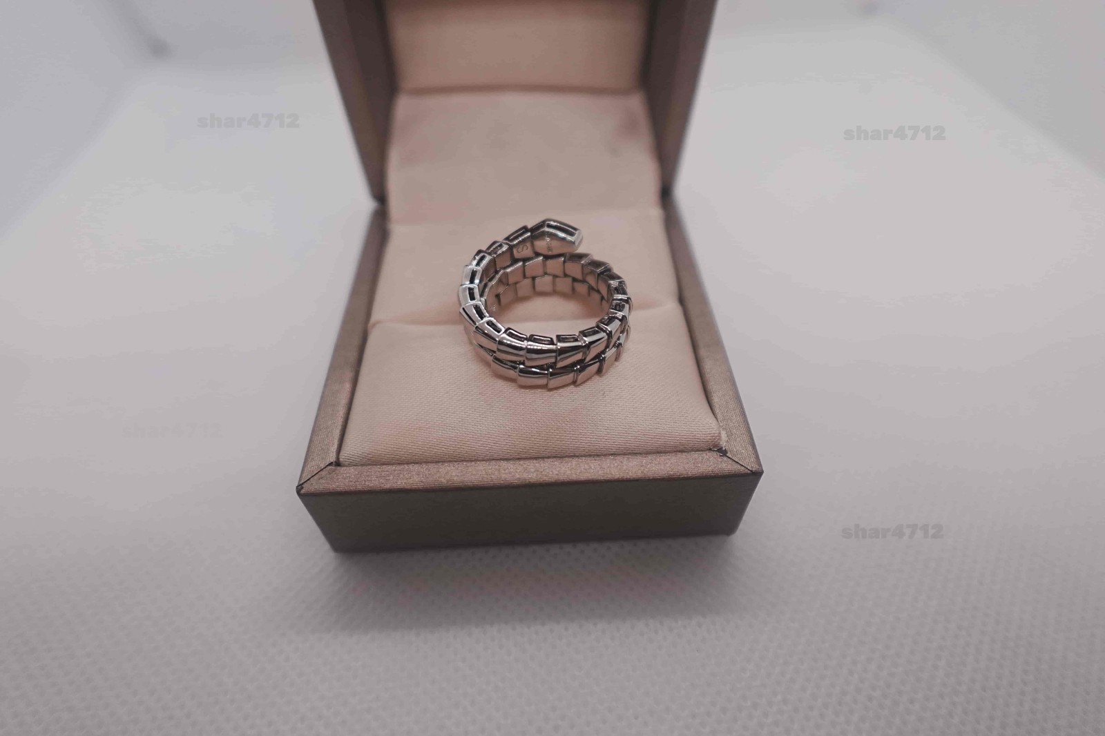 GIFT.BVIGARl.Ring Serpenti .Viper Double Coil 18K white Gold diamond size 7