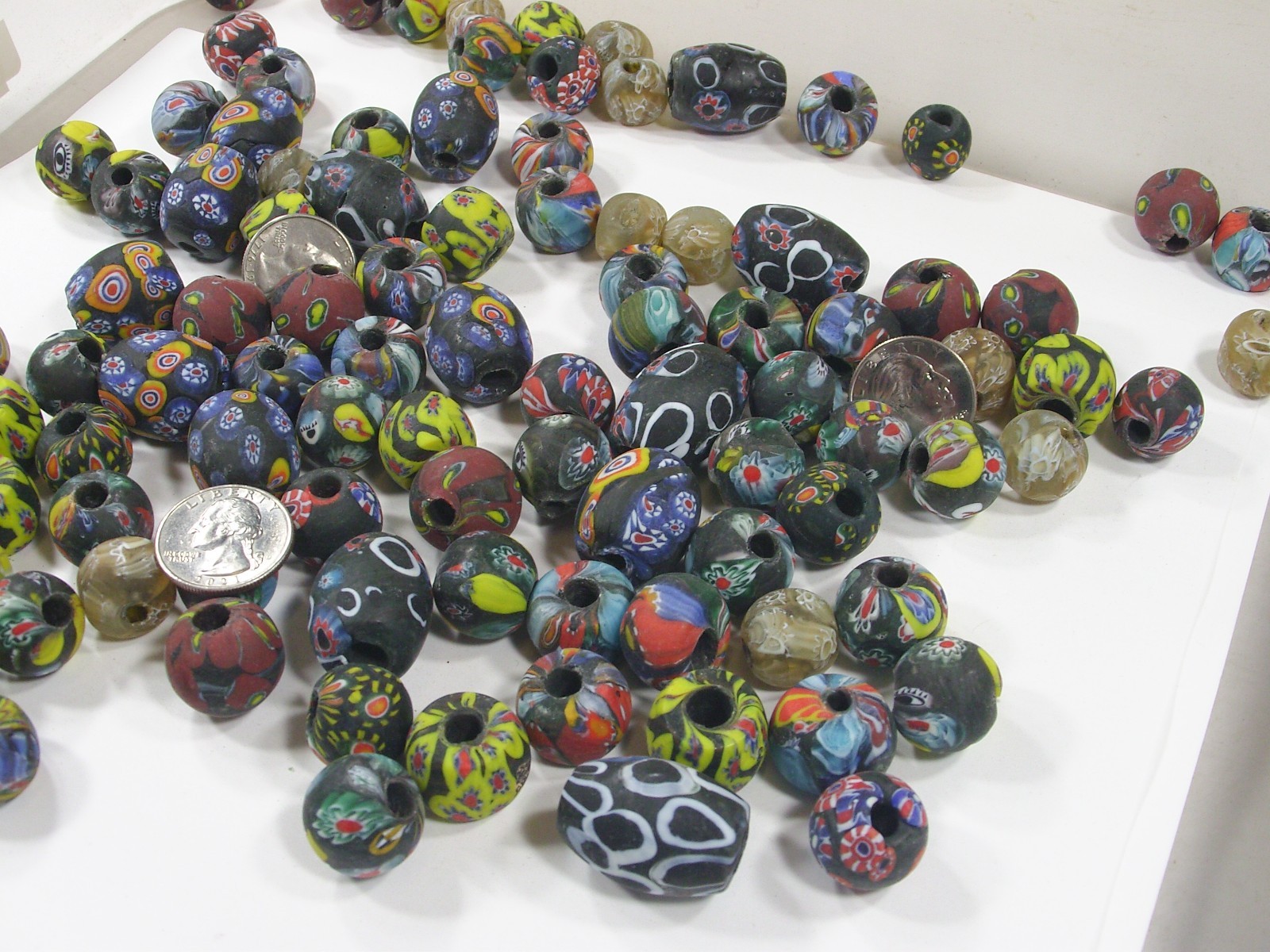 2 Pounds Assorted Shapes and Sizes India Handmade Replica Africa Beads (OLP-1)⭐