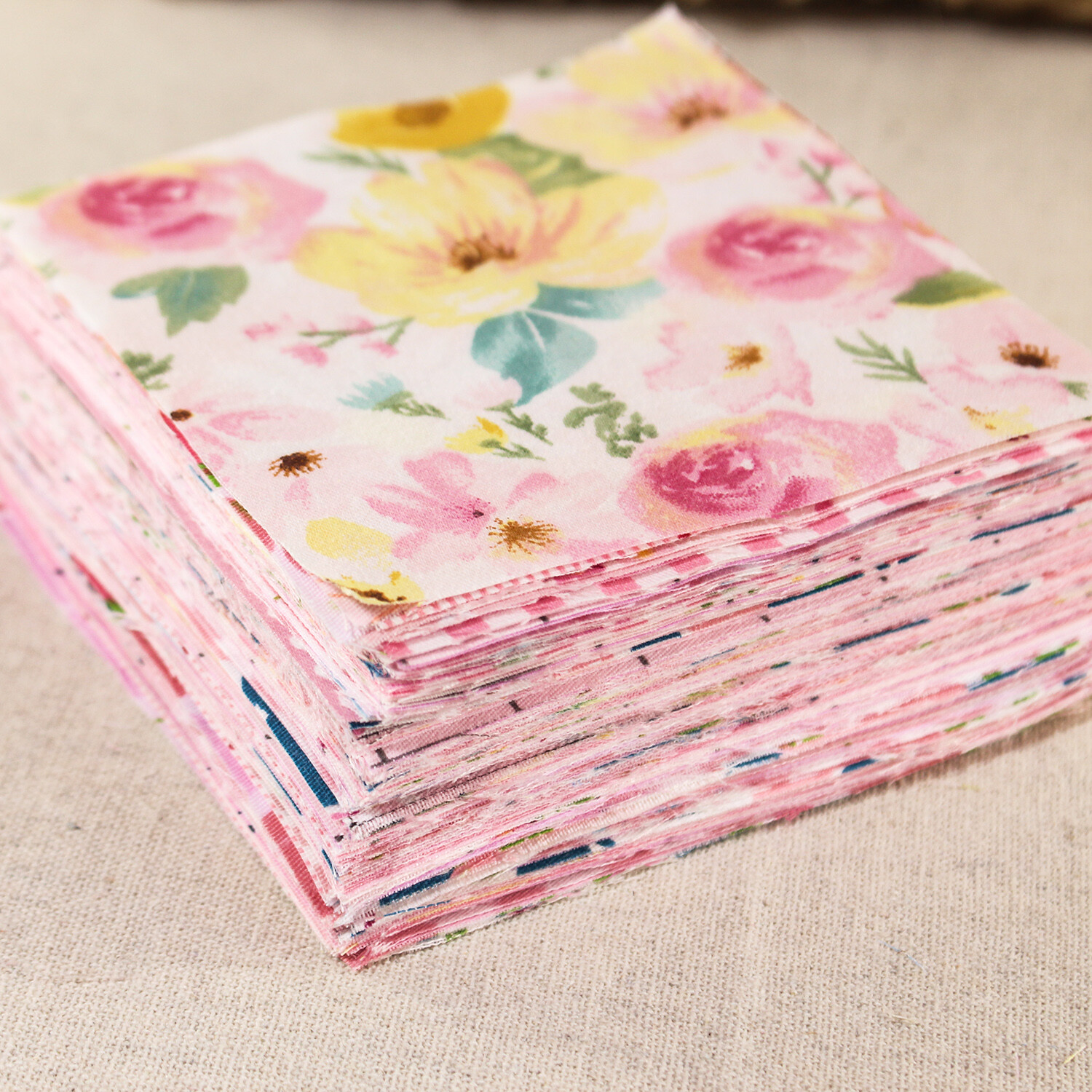 100 Sewing Pink Cotton Floral Quilting Fabric Squares Scraps Bundle Craft Diy