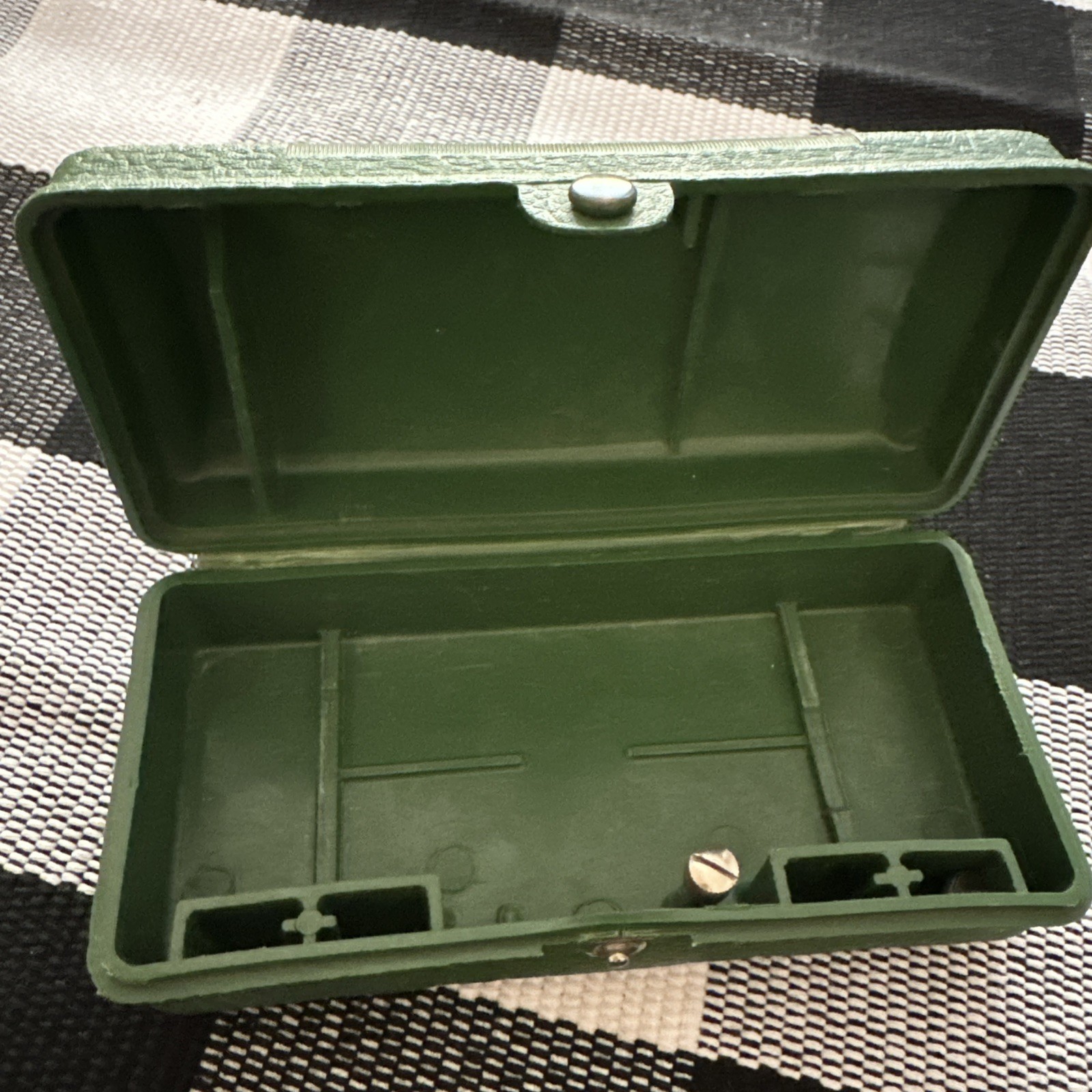 Vintage Singer Buttonholer Green Plastic Replacement Box Only SKU S0420