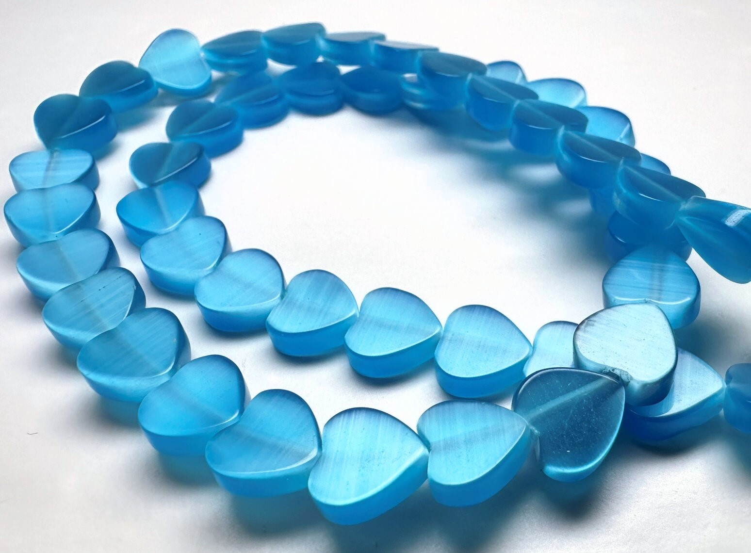 Bead, Turquoise Blue Cat’s Eye Fiber Optic Glass 8mm Flat Heart 1 Std(50) *