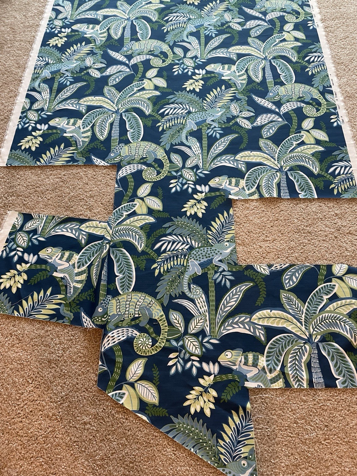 Thibaut Iggy Coastal Blue Indoor/Outdoor Fabric 1.30+ Yards Upholstery