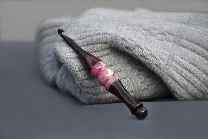 Crochet Hook Set of 7 – Ergonomic Wooden Crochet Hook, HANDMADE Crochet Hook