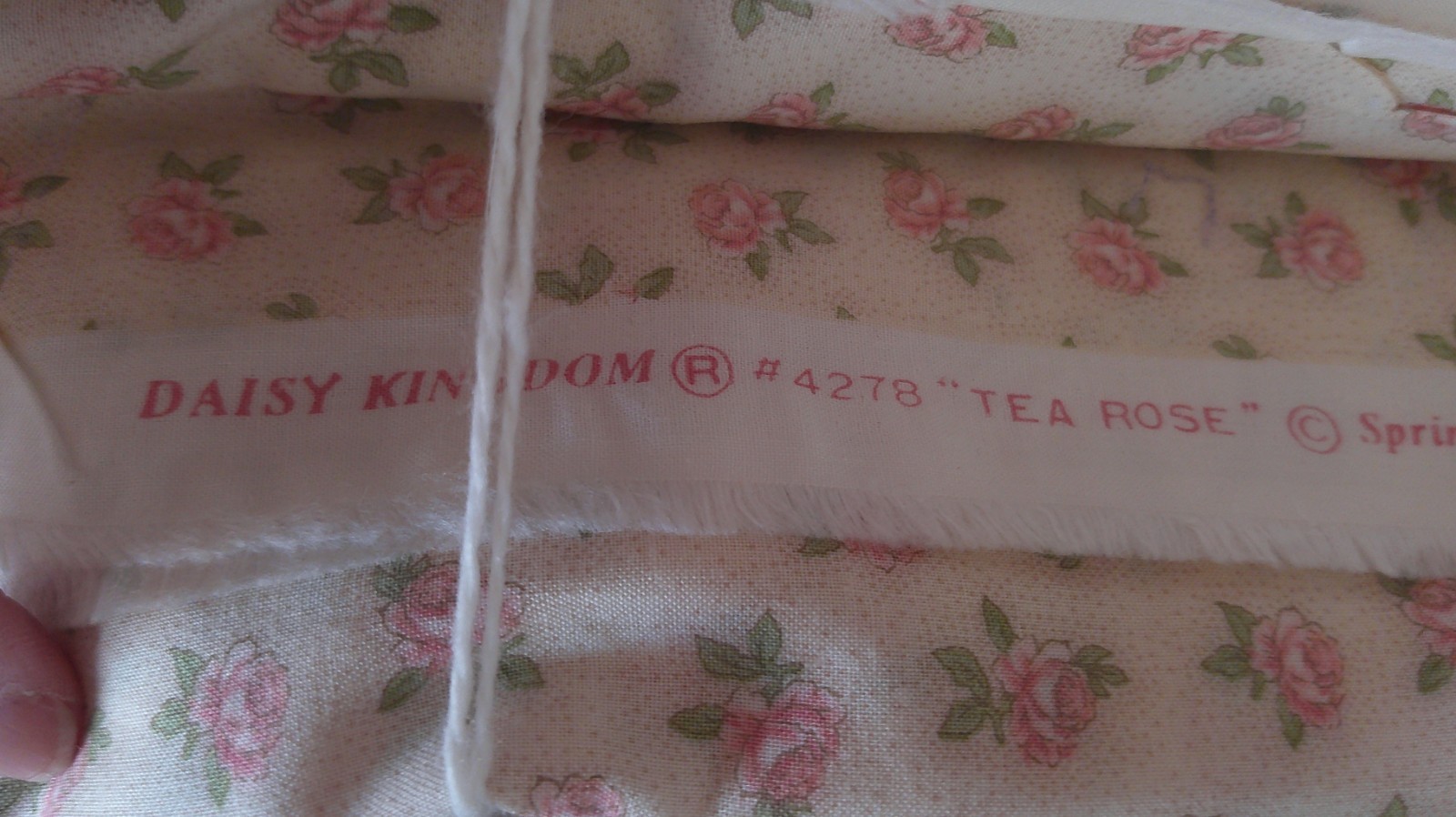 1 Yard – Tea Rose #4278 by Daisy Kingdom for Springs – 100% Cotton