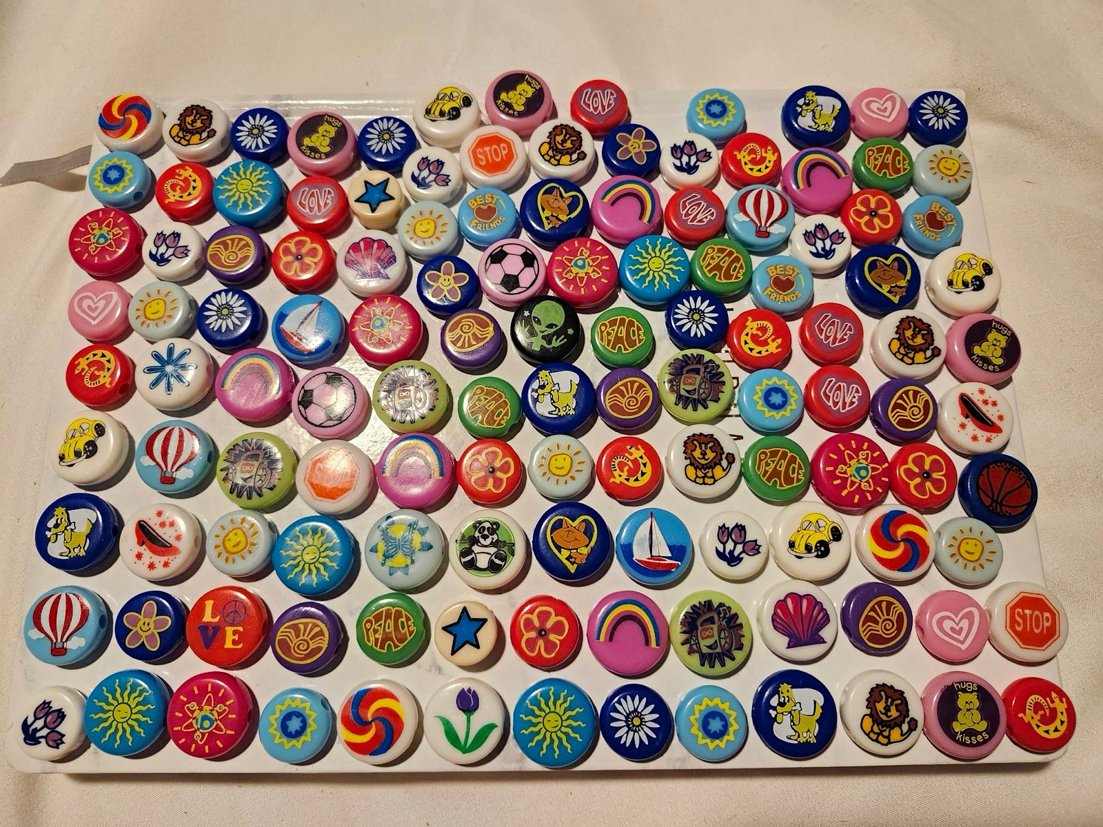 RARE 90s /Y2K multicolor crafting beads