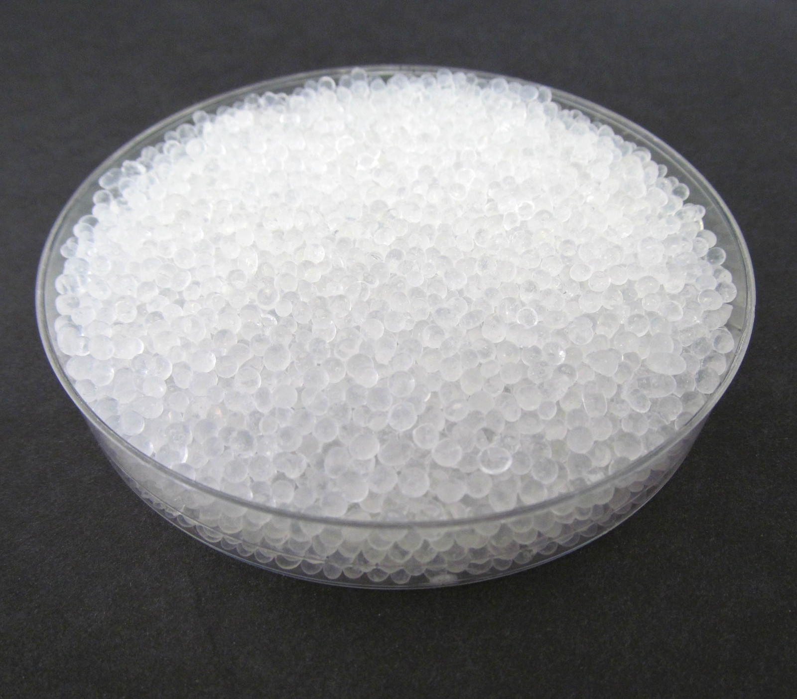 1 Quart(2 LBS) White Silica Gel Beads-Rechargeable
