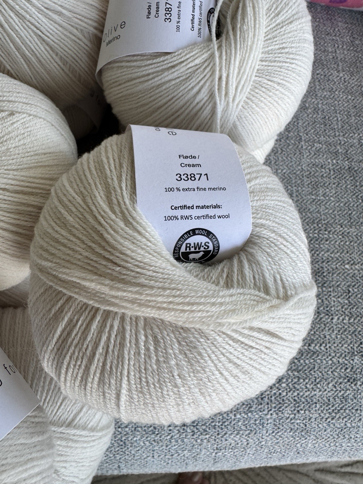 Knitting For Olive Merino Skeins (14) and Silk Mohair (9) Cream NEW