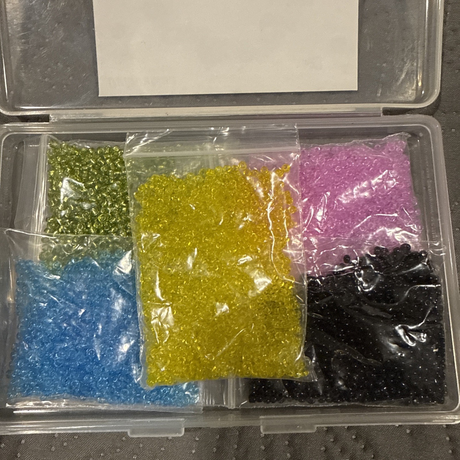Crafting Beads 5 Color Pack 500 PCs Total Black Pink Blue Green Yellow