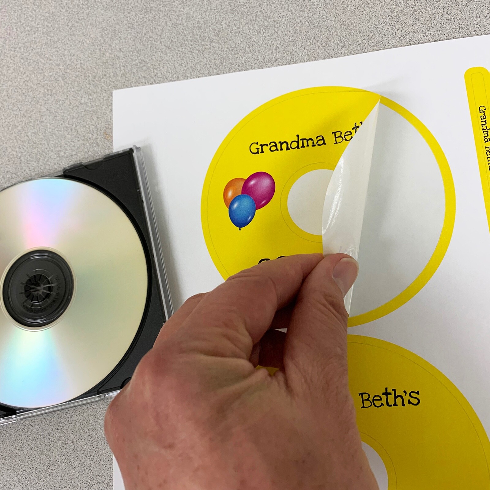 CD / DVD Labels Fits Size 5931 Laser Ink Jet Blank White Matte Sheets