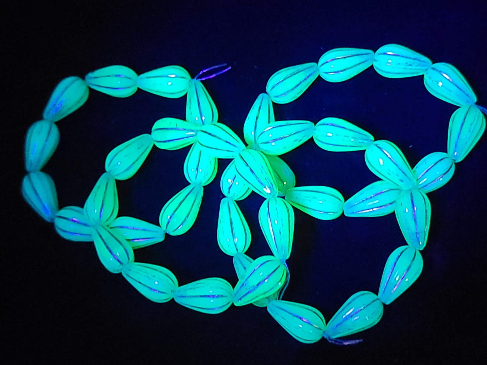 Melon Drop Uranium Glass Beads 13x8mm Czech Blue Opal Silver Wash 10pc Strand