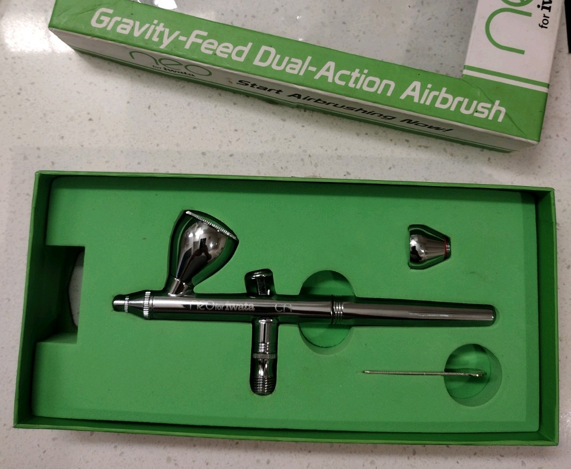Neo For Iwata Gravity Fed Cn Airbrush please see description Pre-owned