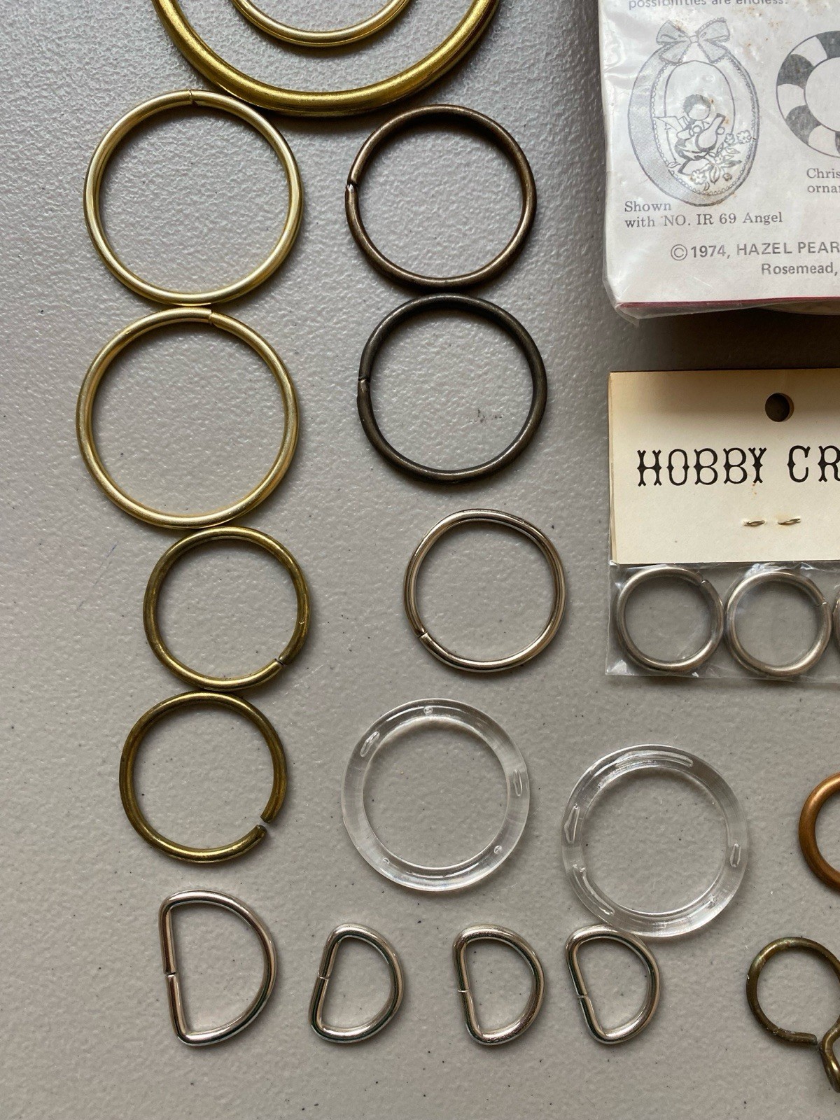 Craft Rings D & O Shapes Lot Of 34 Various Sizes Wood Metal Plastic Macrame NOS