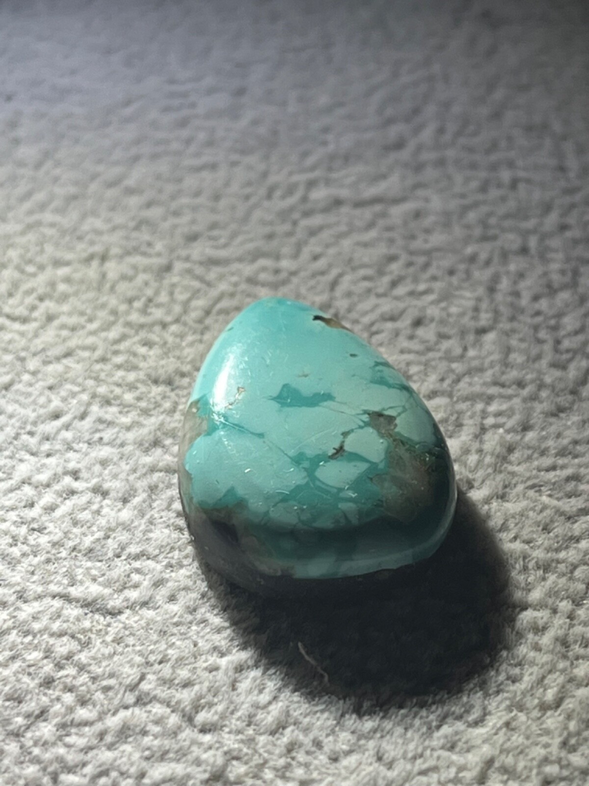Blue Moon Turquoise 20.85 ctw Pear tear drop Cabochon. Tonopah, Nevada USA mined