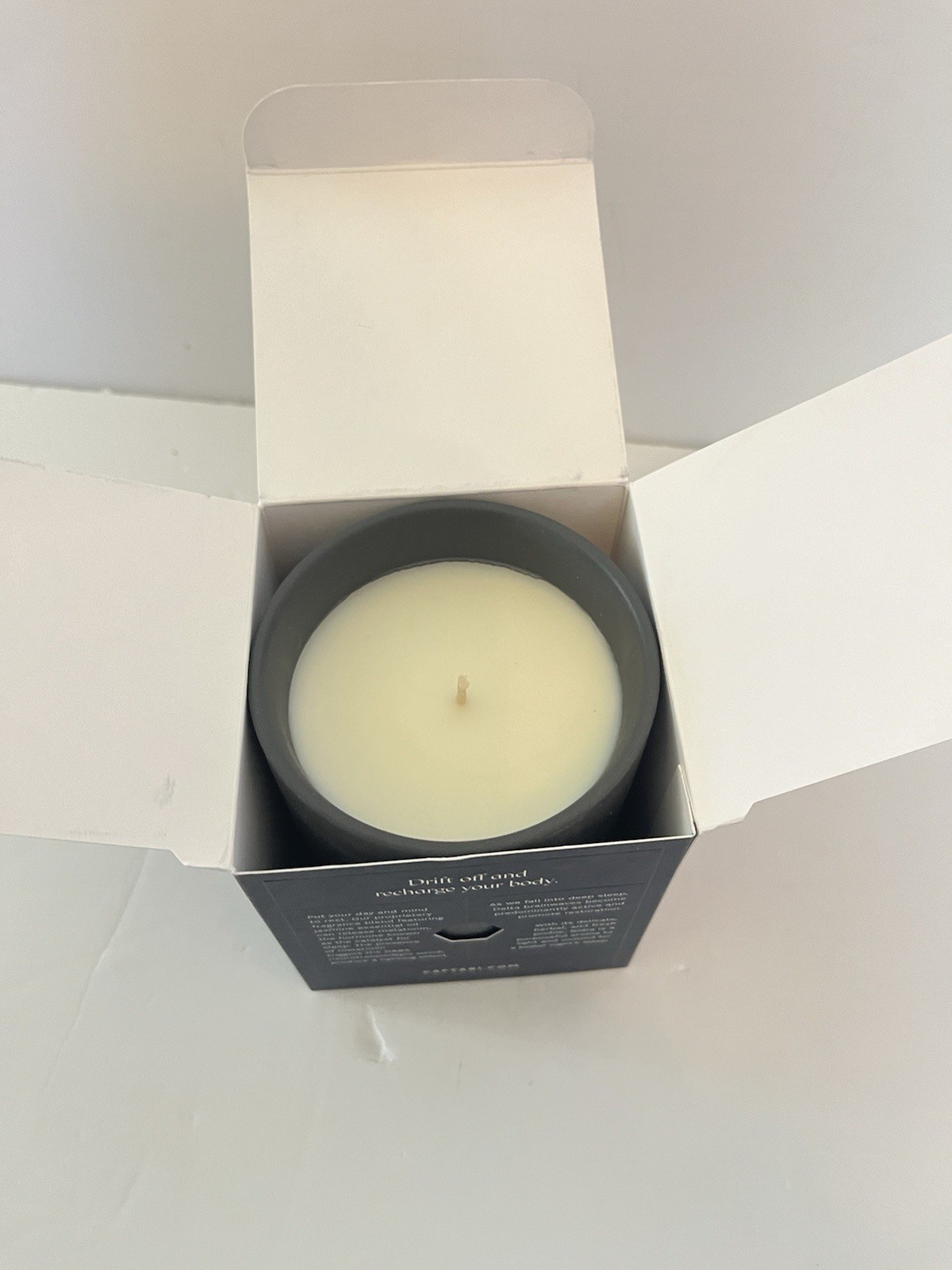 CAFTARI Luxury Aromatherapy Candle Jasmine, Tuberose & Neroli Charcoal NEW