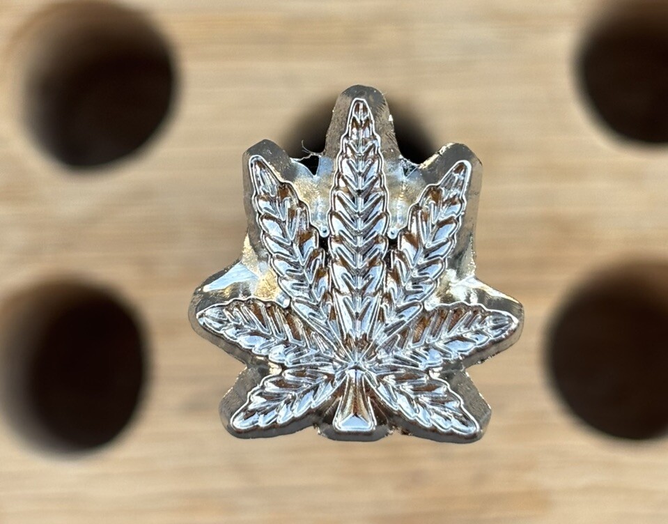 Full Handle Hemp Marijuana Leaf Stamp Leather Tool Leatherwork – Large 3/4”