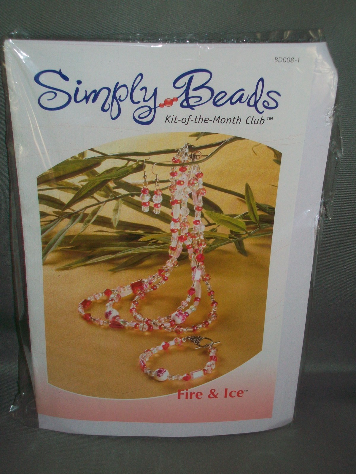 ANNIE’S Simply Beads Kit Of The Month “Fire & Ice” – BD008-1 – NIP