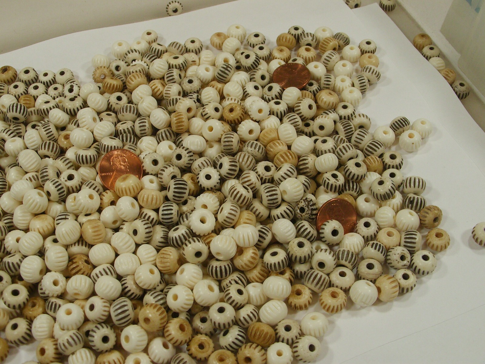2 Pounds (8mm x 10mm) Rondelle India Handmade Water Buffalo Bone Beads (QPR-58)⭐