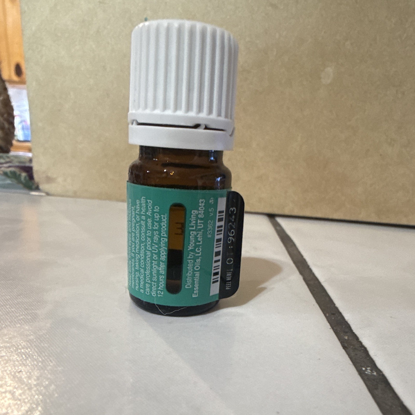 Young Living Gentle Baby Essential Oil Blend 5 ml (0.17 fl oz) MPN 3362